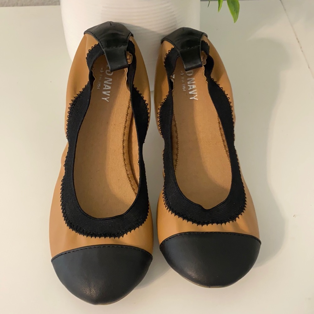 Old Navy Ballet Flats